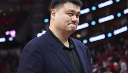 开云体育入口-姚明：经历过数月的痛苦时刻&amp;谁都不愿相信 那段时间思维完全变形