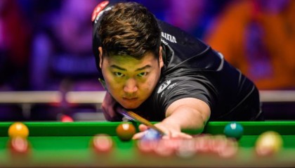 开云体育官网-连克强敌首次跻身冠中冠四强 颜丙涛只想享受比赛