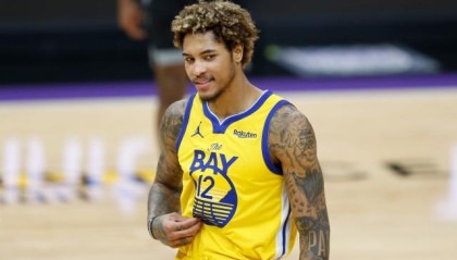 开云体育入口-薪资压力多年居高不下 勇士会和乌布雷续约吗？