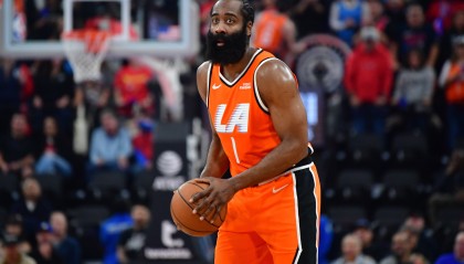 今日客场对阵尼克斯！泰伦·卢赛前表示：哈登可以出战