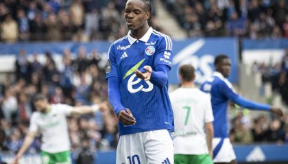 记者：埃梅加拒绝了多家欧冠俱乐部，他将在明夏加盟切尔西