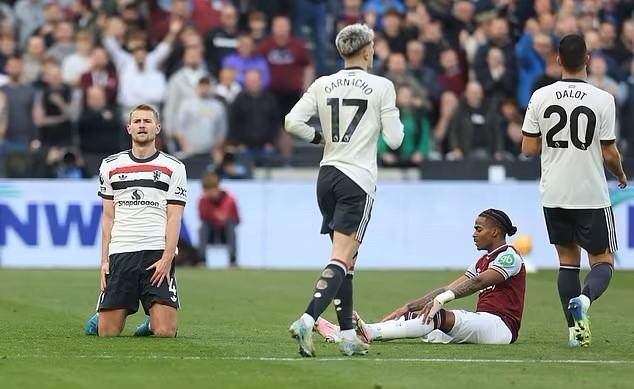 1730633902080075244.jpg 44.jpg